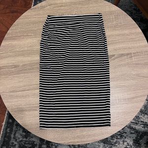 Striped pencil skirt